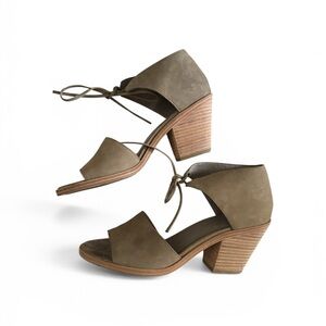 Eileen Fisher Ann Tumbled Nubuck Leather Sandal